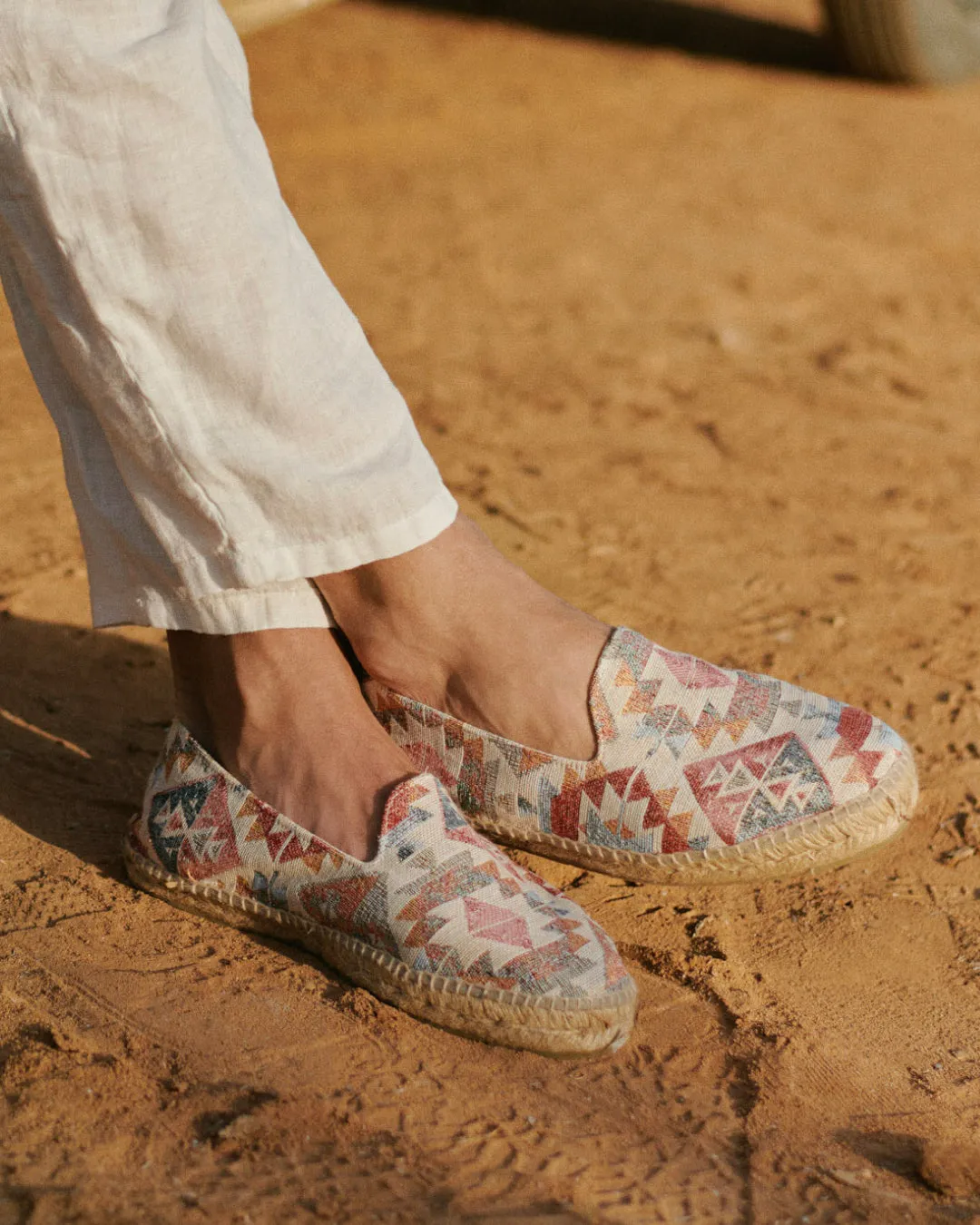 Aztec Pattern Espadrilles - Tulum Red Indigo On Beige
