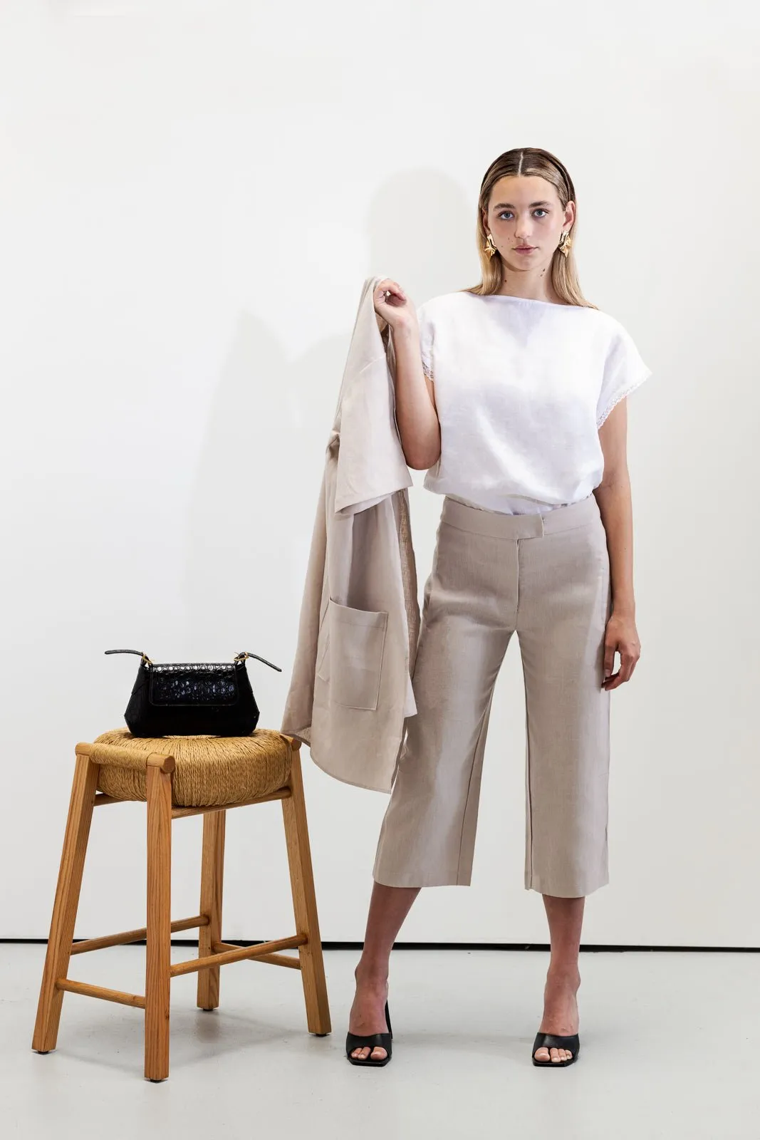 Charlie Panelled Pants – Tailored Linen for Everyday Wear