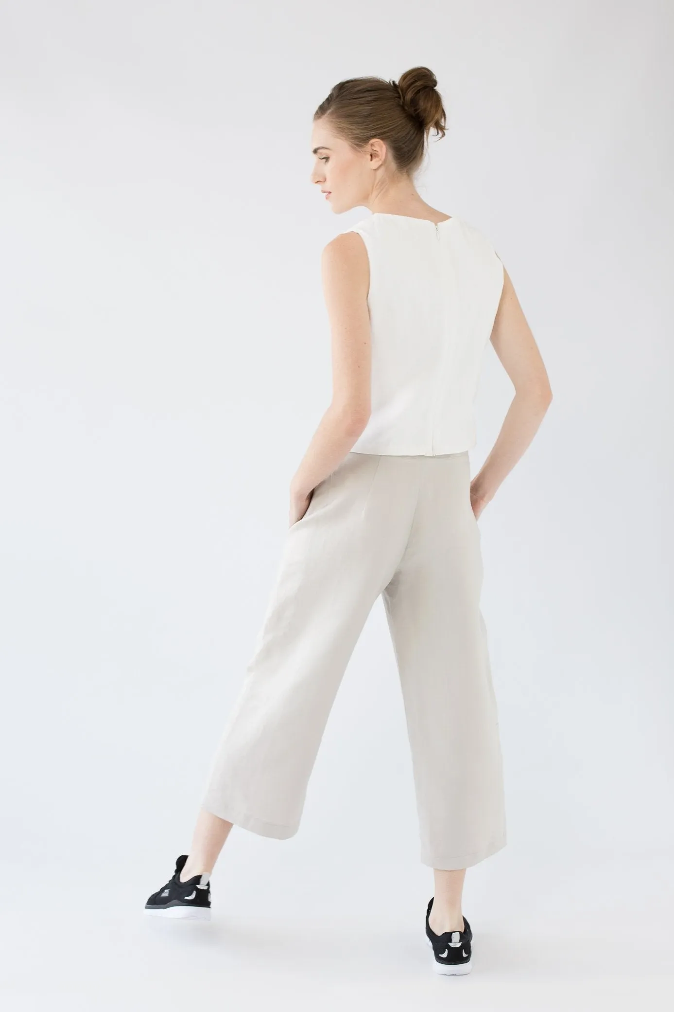 Charlie Panelled Pants – Tailored Linen for Everyday Wear