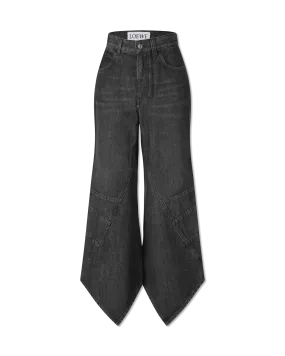 Curved Jeans