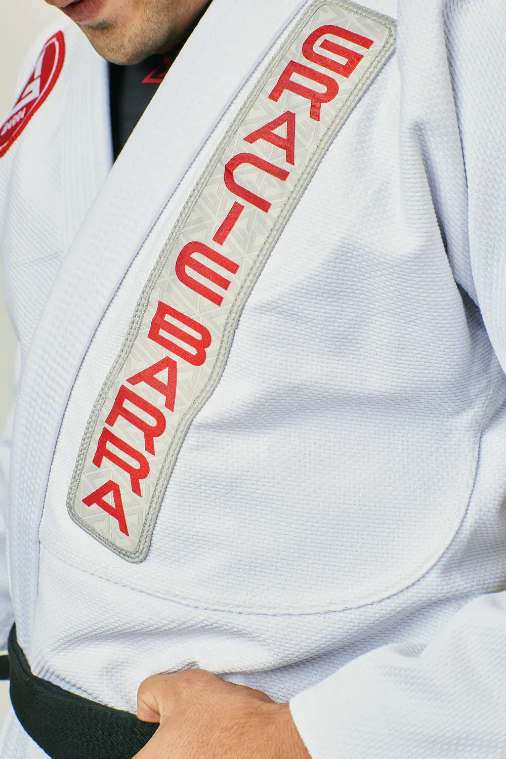 GB ENDURANCE (Re)cycled Kimono - White