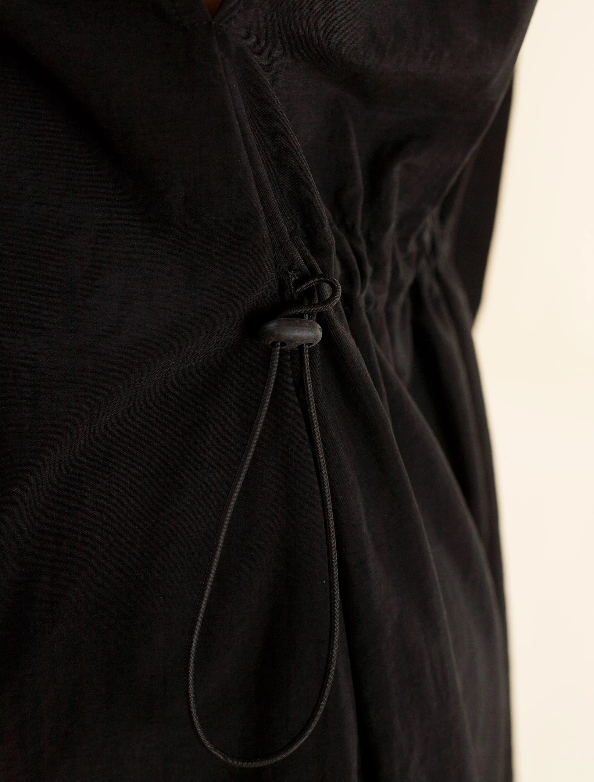 Halter Dress Tech (Black)