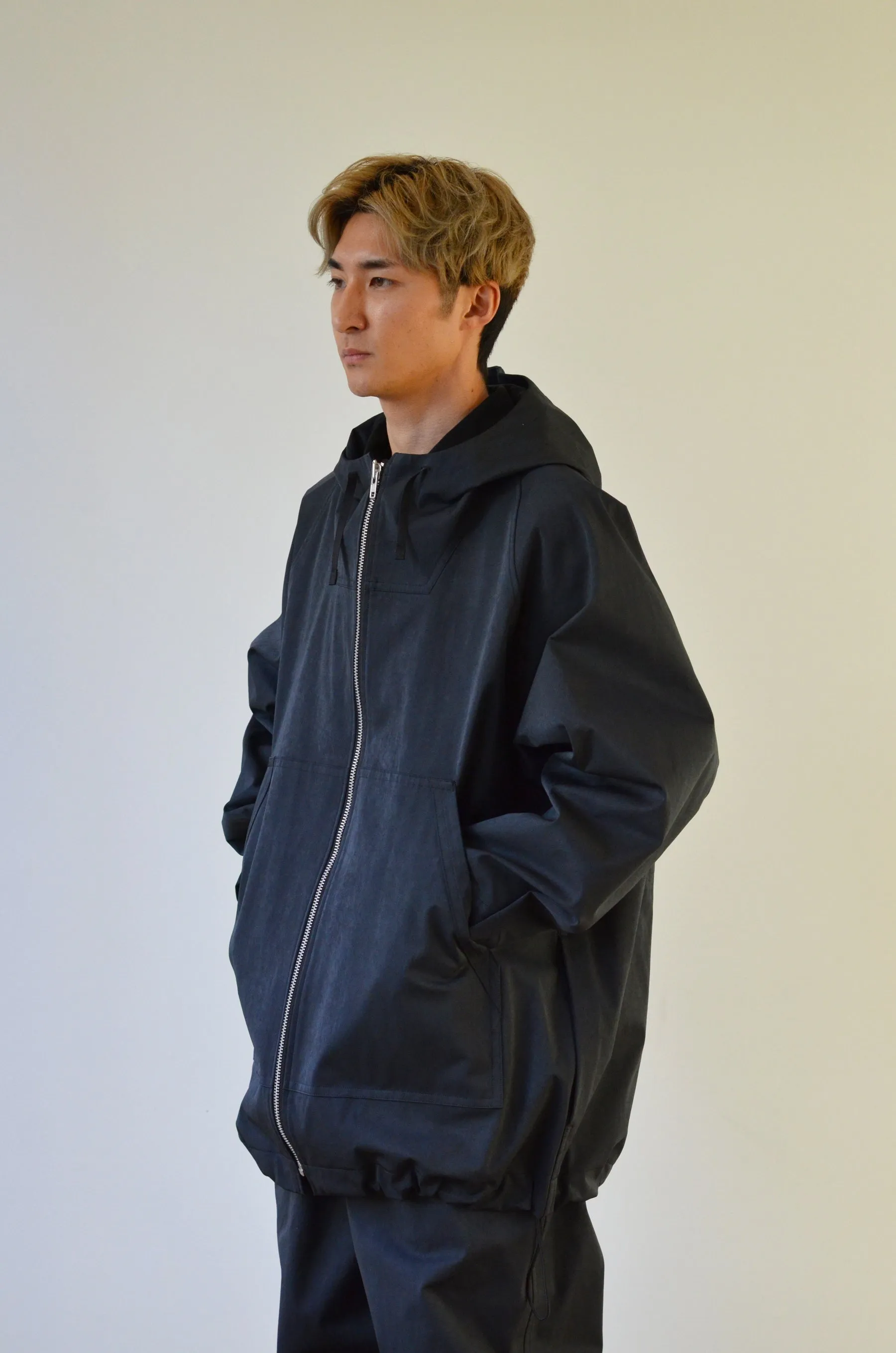kontor / ADJUSTABLE ANORAK
