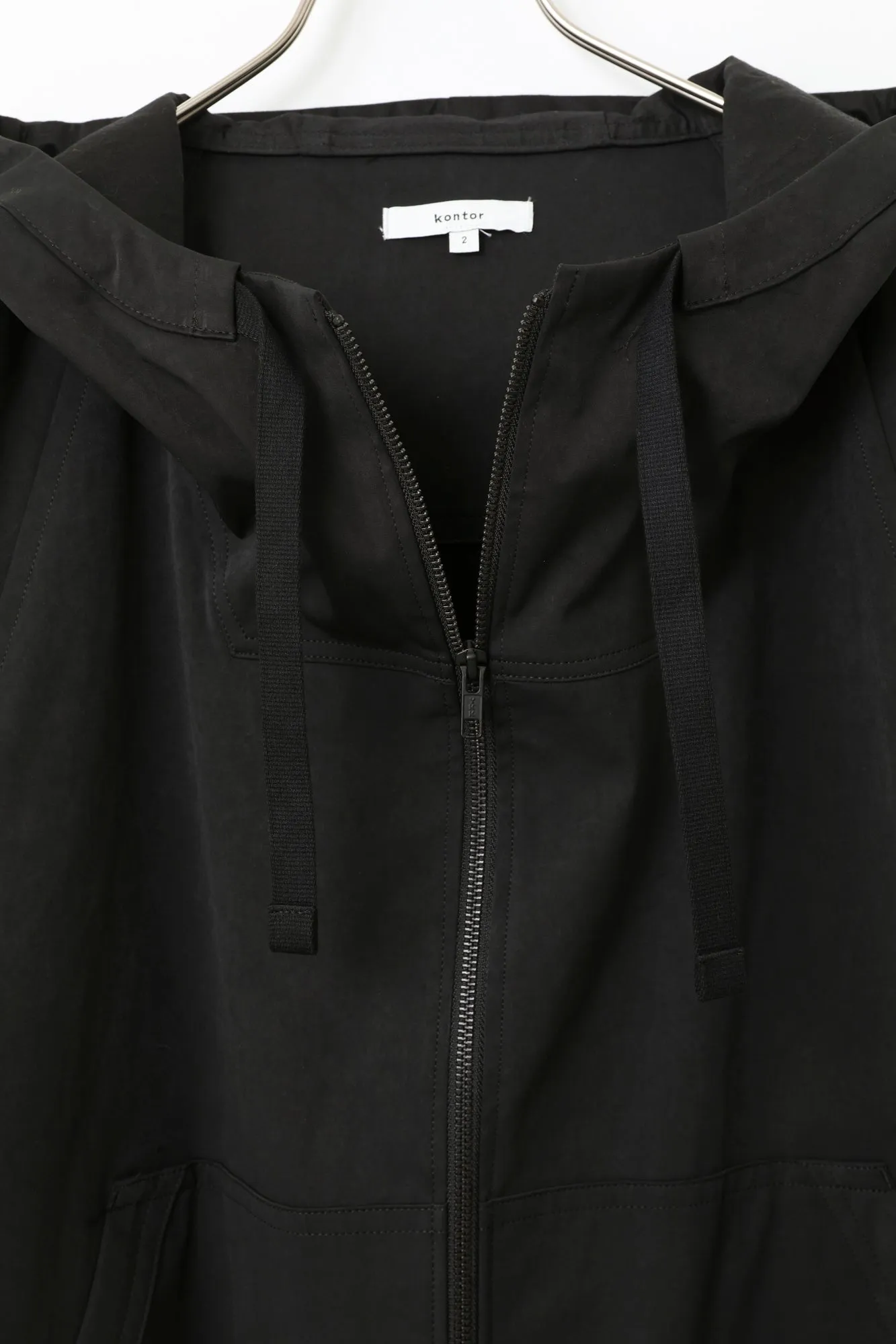 kontor / ADJUSTABLE ANORAK