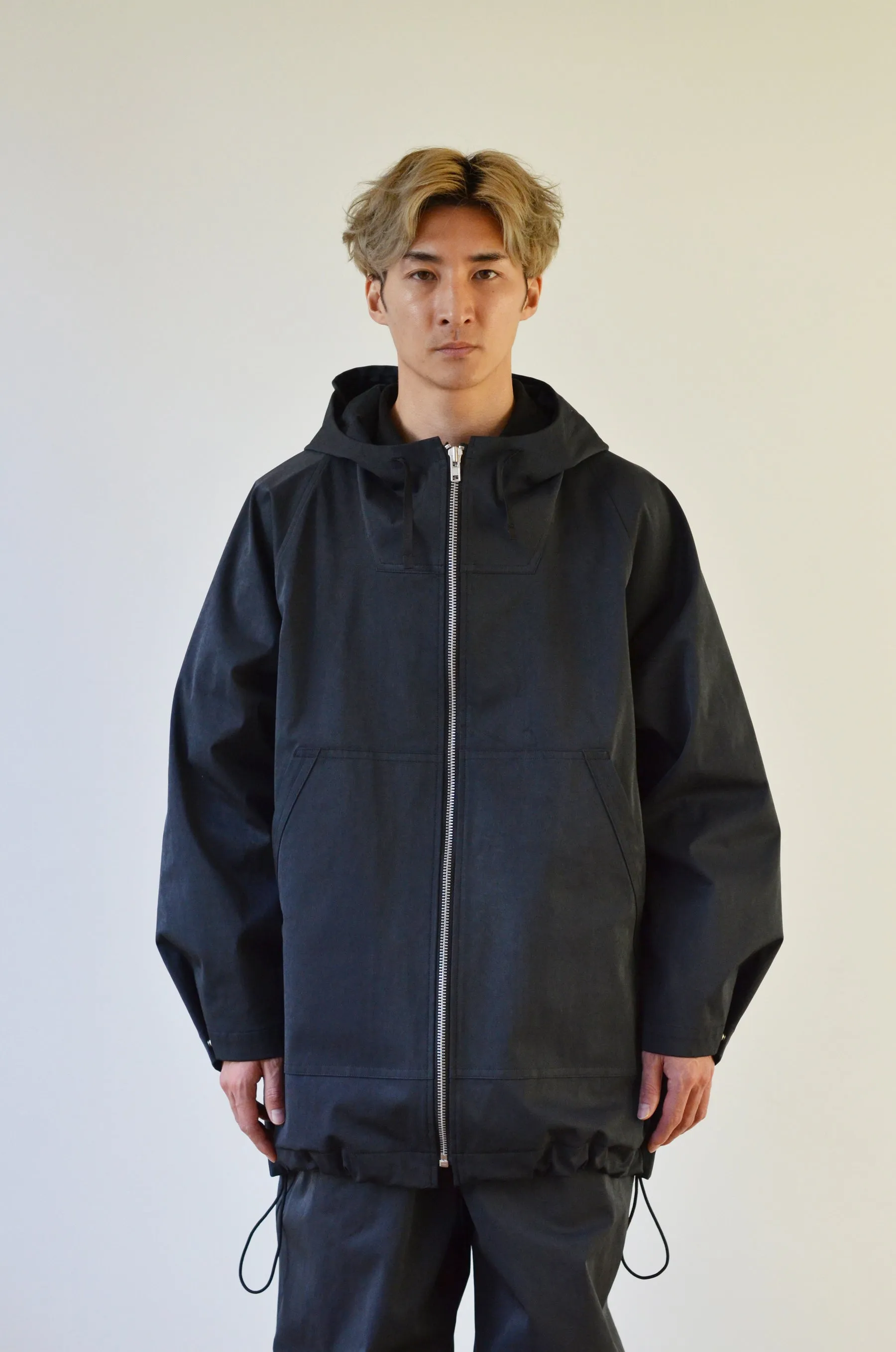kontor / ADJUSTABLE ANORAK