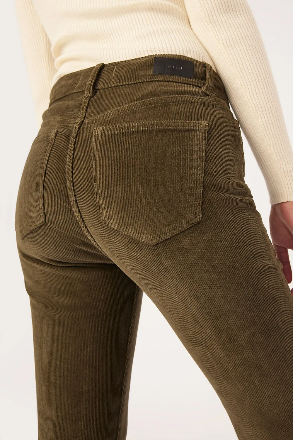 Mara Straight Mid Rise | Dryad