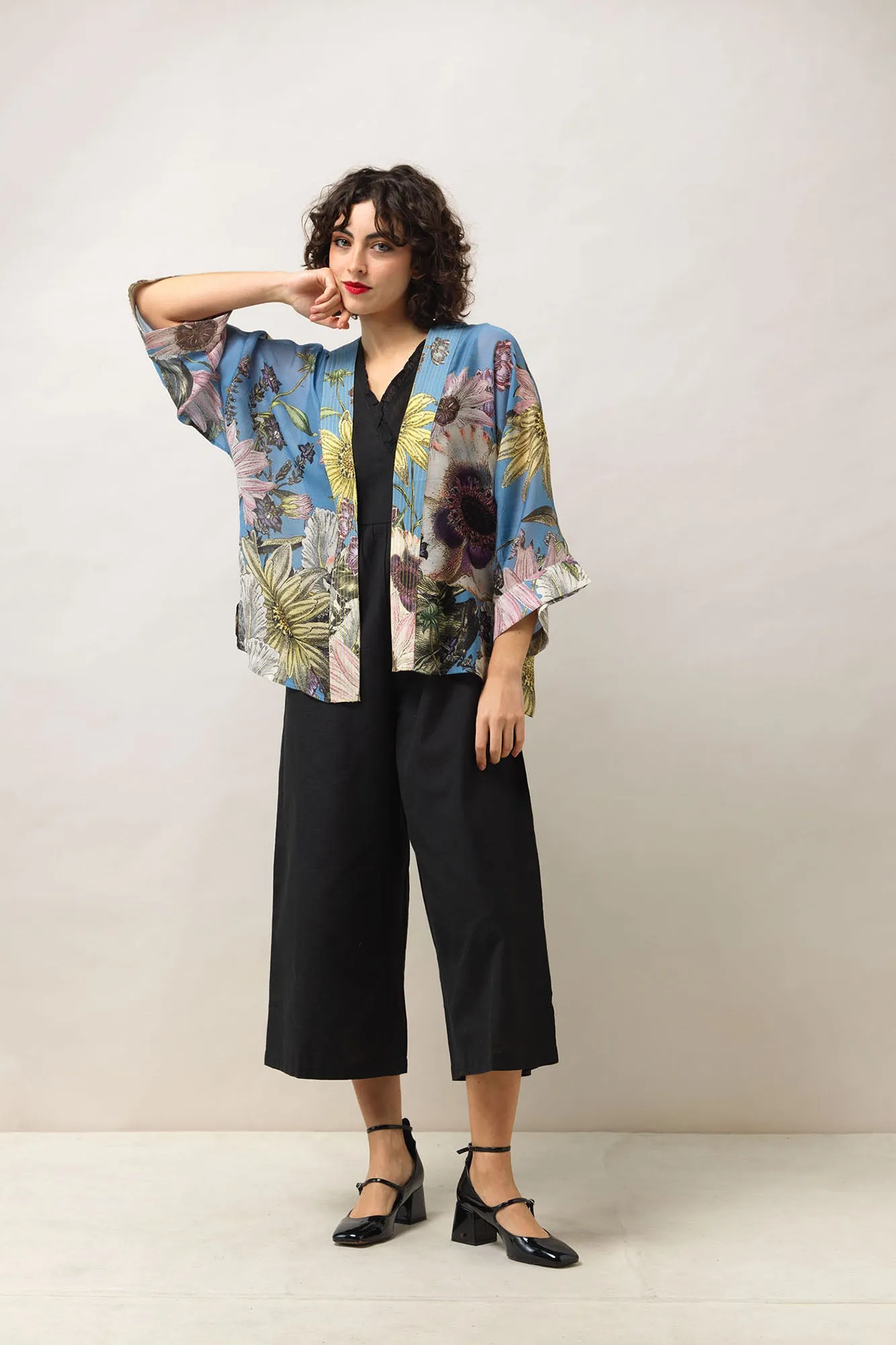 ONE HUNDRED STARS | Short Kimono Daisy Cornflower Blue