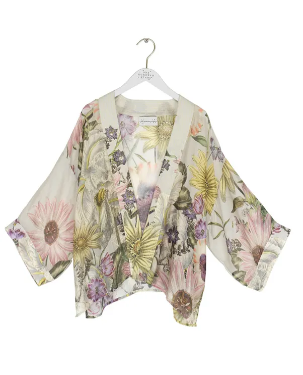 ONE HUNDRED STARS | Short Kimono Daisy Stone