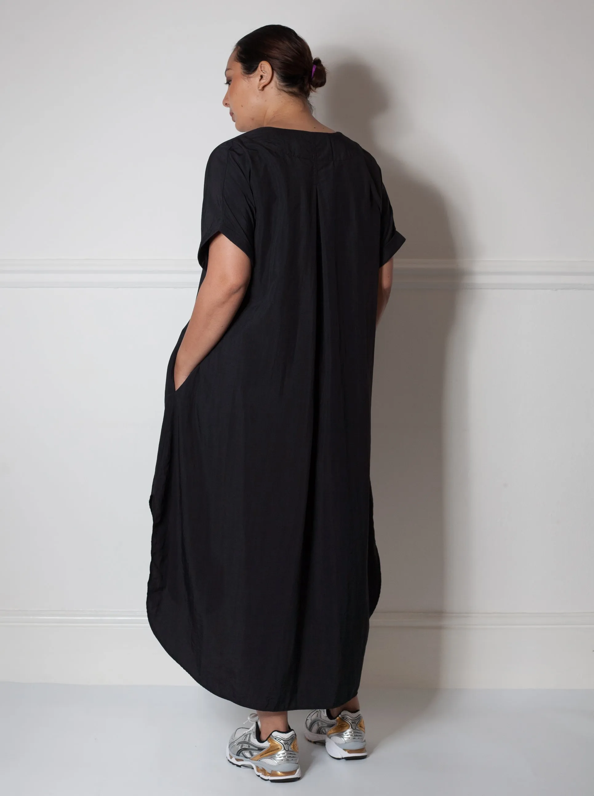 Plunge Neck Caftan (Black)