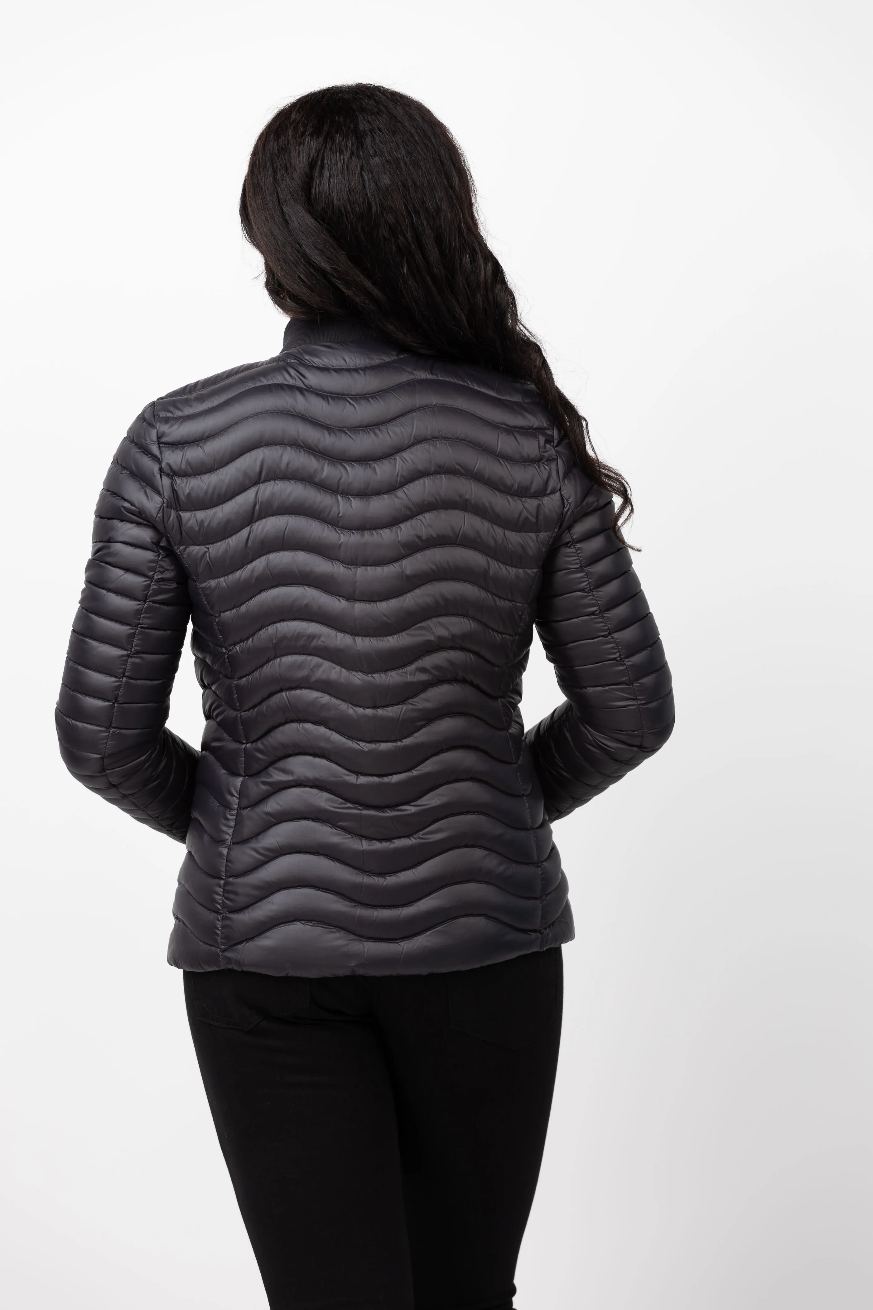 Soia & Kyo Robin-V Sustainable Slim-Fit Ultra-Lightweight Down Jacket in Black