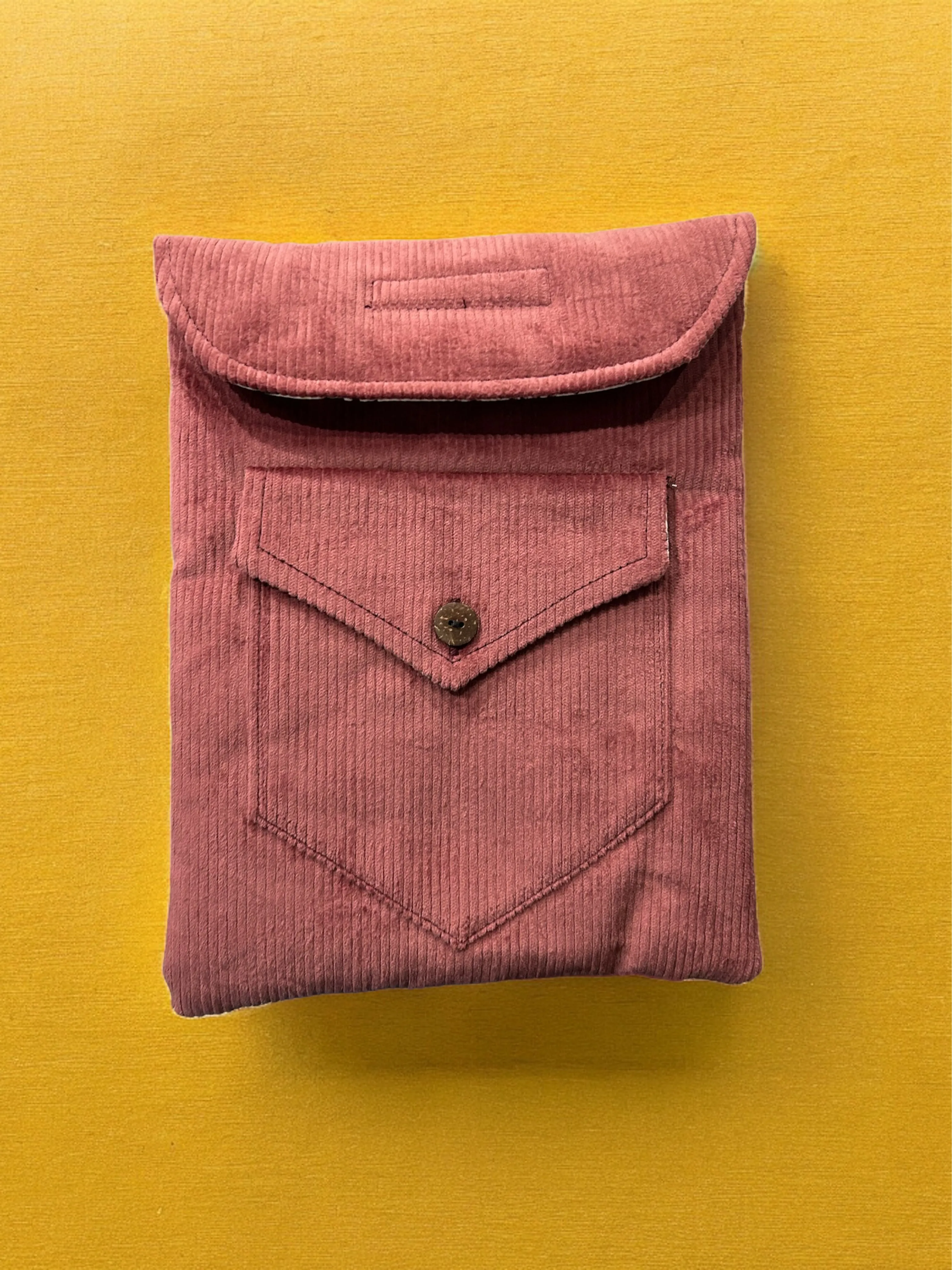 THE PANDA MERLOT 🍷 CORDUROY 10.5inch BeeKeeper Tablet/iPad Sleeve