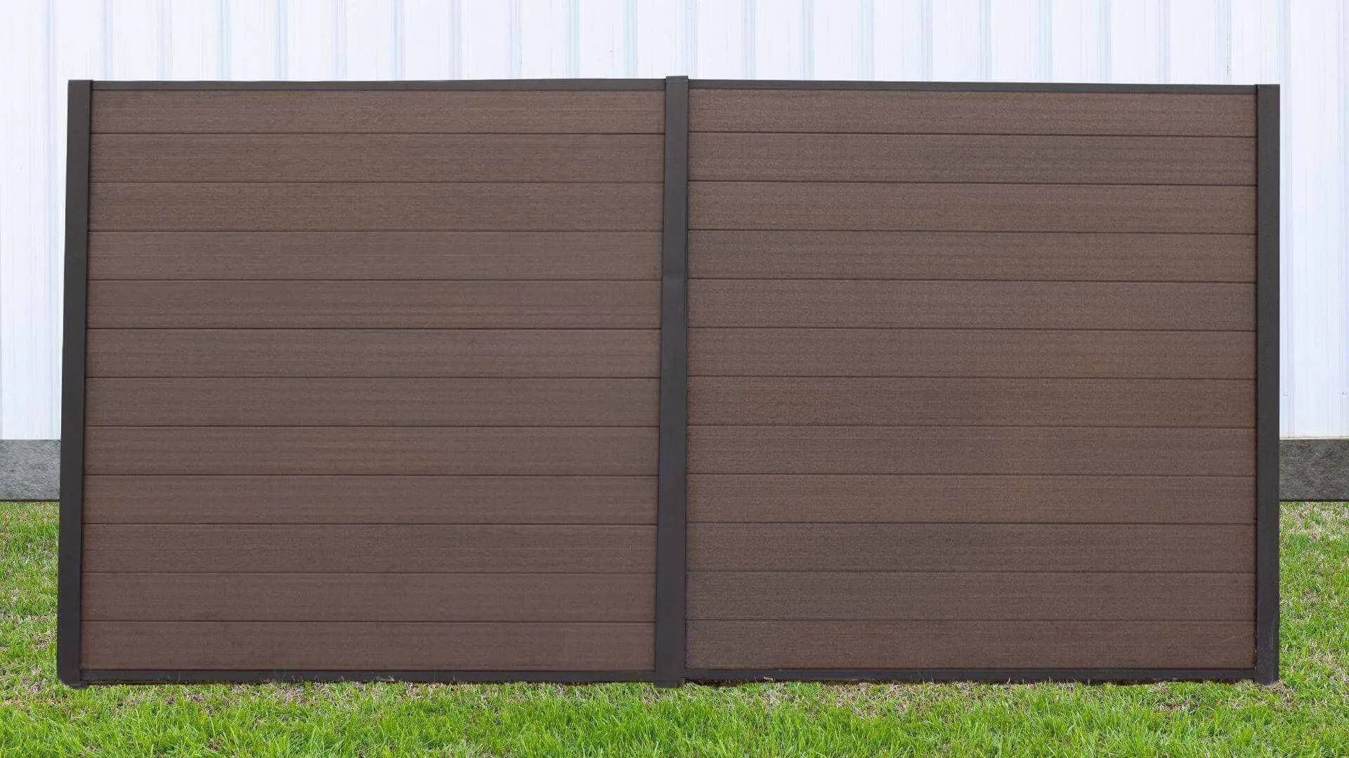 Valla Cap Composite Privacy Fence (Request a Sample)
