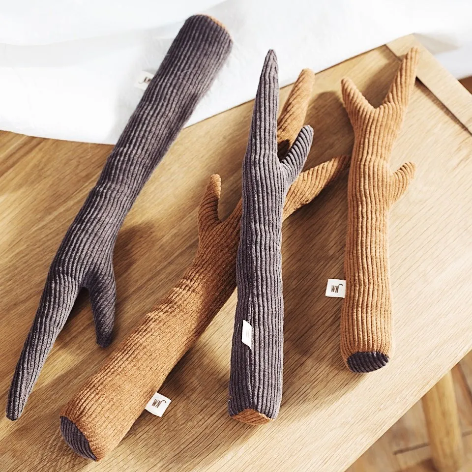 WALNUT WOOD CATNIP TOY