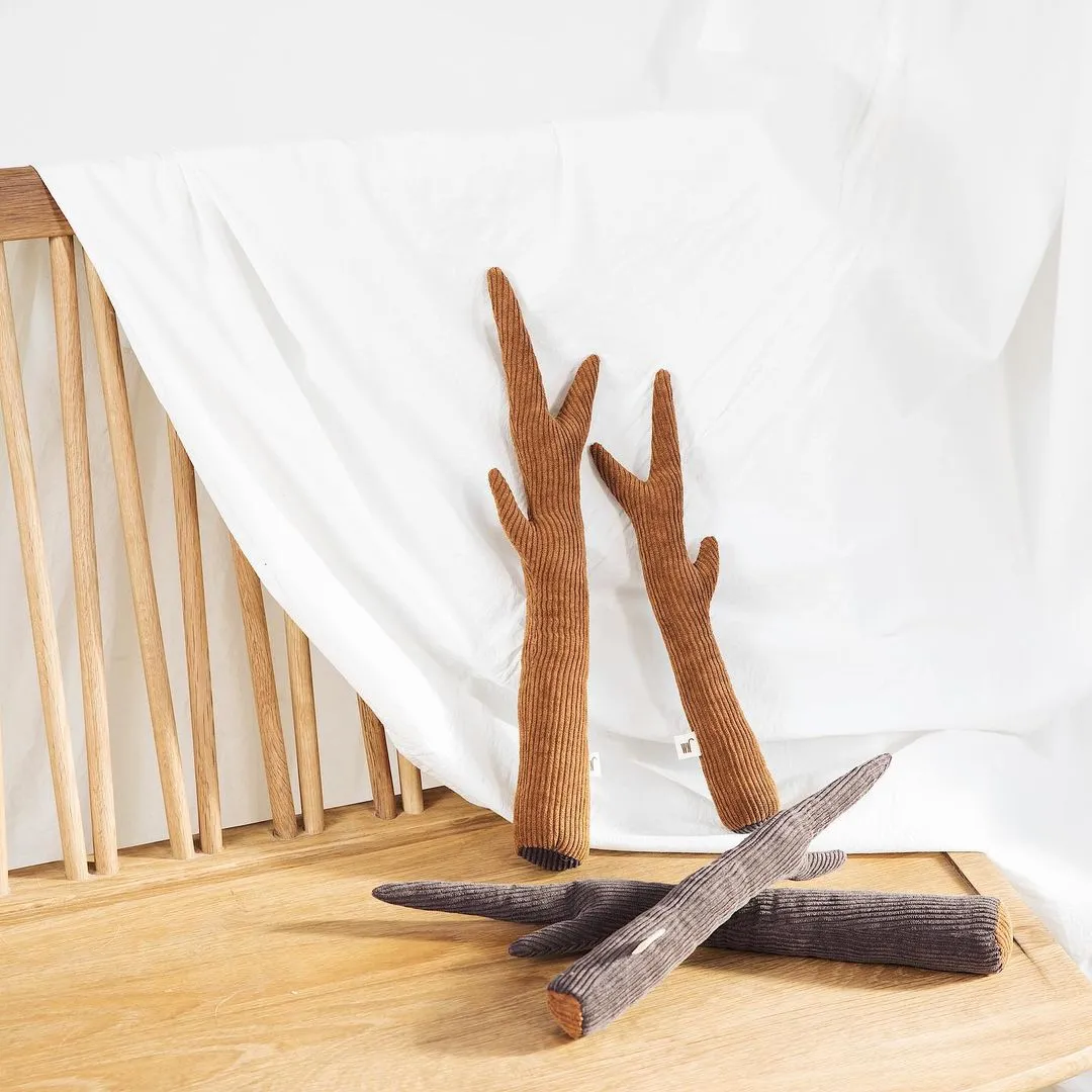 WALNUT WOOD CATNIP TOY