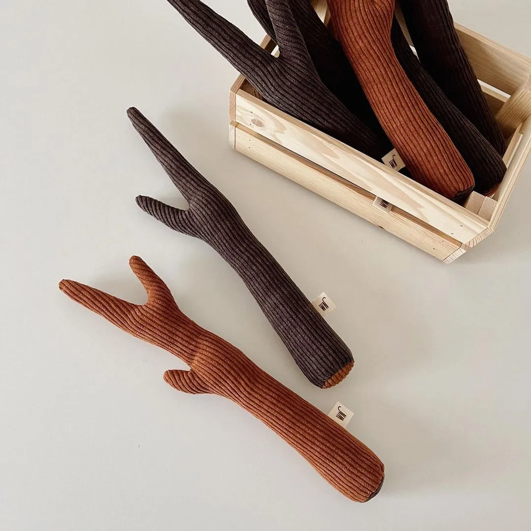 WALNUT WOOD CATNIP TOY