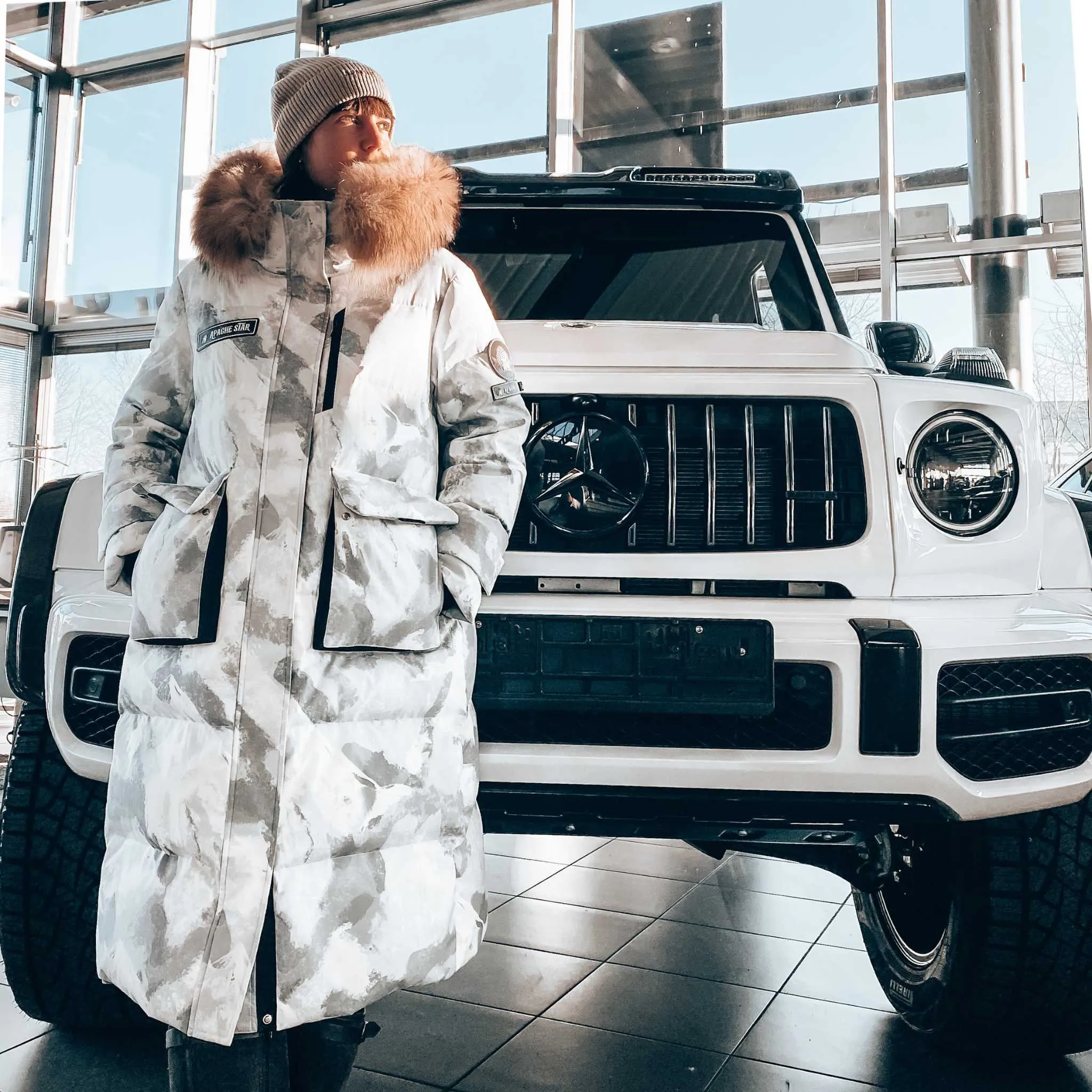WHITE DOWN COAT "BRIGADE BREEZE"