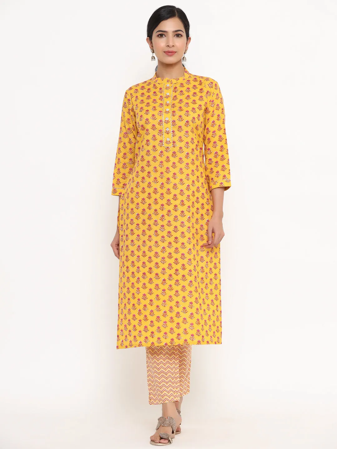 Women Yellow Cotton Kurta Set With Dupatta
