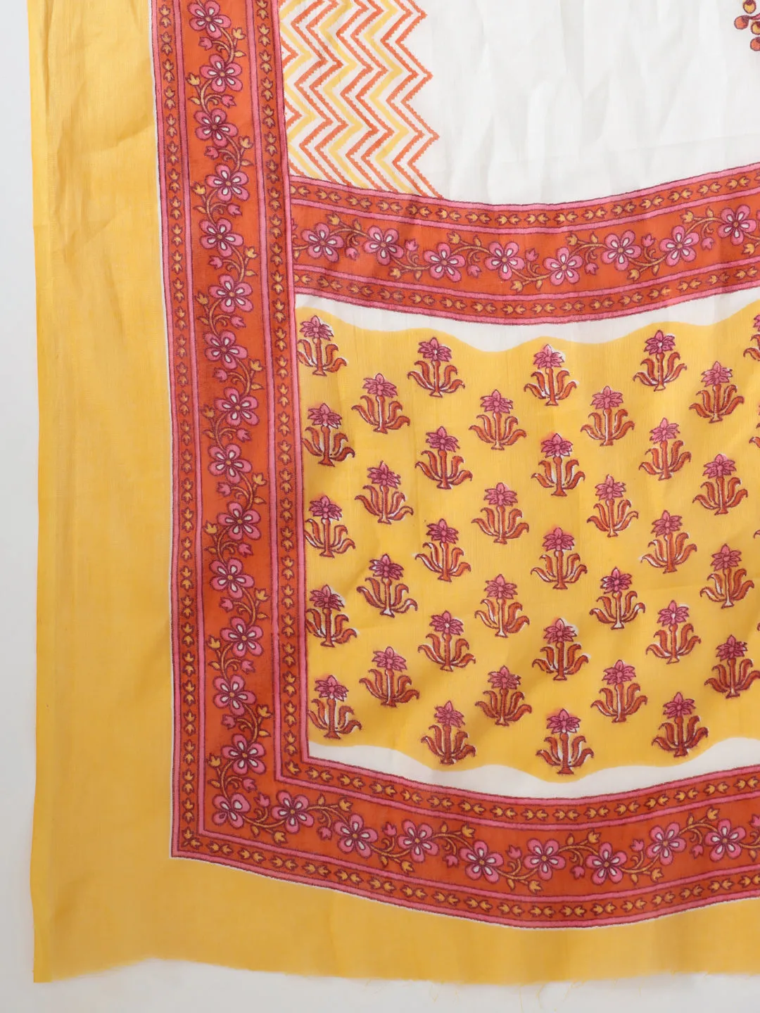 Women Yellow Cotton Kurta Set With Dupatta